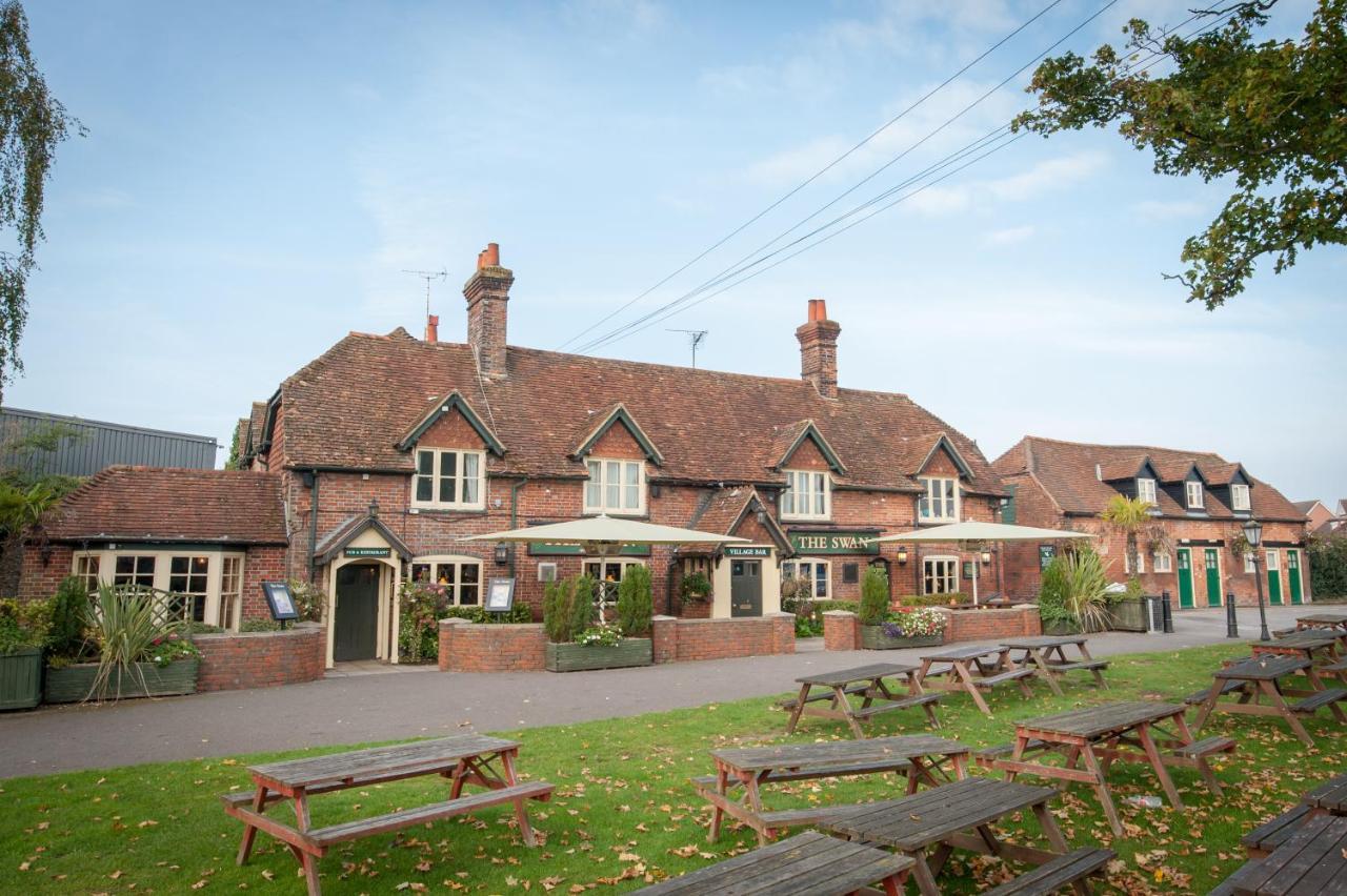 Swan, Thatcham By Marston'S Inns Εξωτερικό φωτογραφία